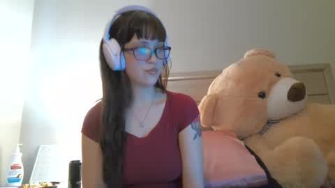 Angel online show from 03.18.26