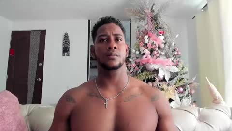 IM FRAIDER online show from 12.10.24