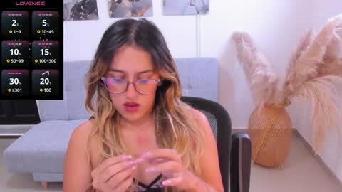 Francesca online show from 12.11.24
