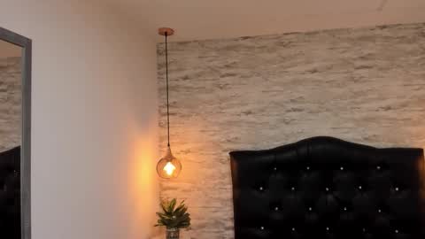          online show from 03.25.26