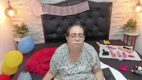 Snapshot of francesca_bbw chatting on 07.01.26 online show from 07.01.26