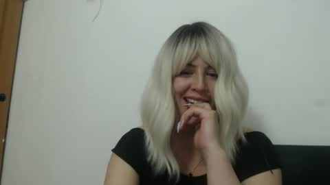 Francesca online show from 02.20.25