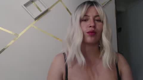 Francesca online show from 03.06.25