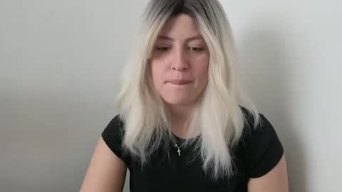 Francesca online show from 09.14.25