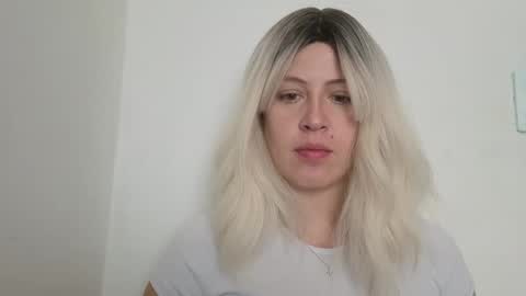 Francesca online show from 09.17.25