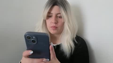 Francesca online show from 09.23.25