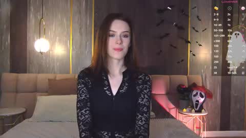 Snapshot of francesday chatting on 10.29.25 Frances online show from 10.29.25
