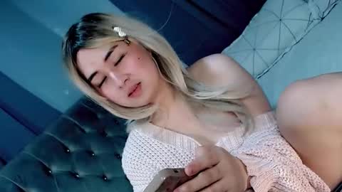 Snapshot of franchesca_fucks chatting on 05.04.26 LOVE online show from 05.04.26