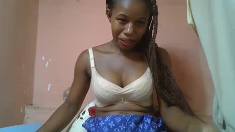 Snapshot of franciefrancie chatting on 03.09.25 francilla online show from 03.09.25