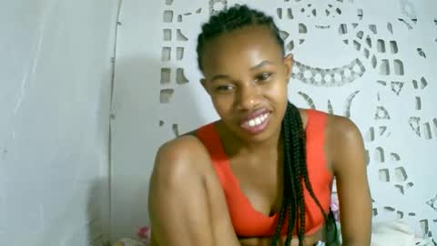 Snapshot of franciefrancie chatting on 01.10.26 francilla online show from 01.10.26