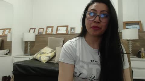 Snapshot of francisca_vera chatting on 05.16.26 francisca_vera online show from 05.16.26