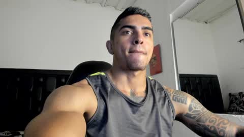 Snapshot of franco_ruiz_ chatting on 12.31.24 franco online show from 12.31.24