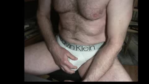 Snapshot of francois4059 chatting on 04.15.26 Franois online show from 04.15.26