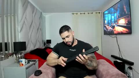 Snapshot of frank_foxx1 chatting on 11.08.25 frank_foxx1 online show from 11.08.25