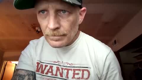 Snapshot of frankieblueeyes4u chatting on 05.25.26 Famous Blue Eyes online show from 05.25.26