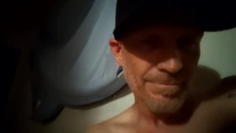 Snapshot of frankieblueeyes4u chatting on 06.18.26 Famous Blue Eyes online show from 06.18.26