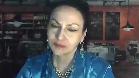 frankieteasing online show from 04.12.26