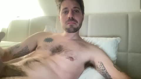 Snapshot of frankybiiig chatting on 01.23.25 thegoodandbiiig online show from 01.23.25