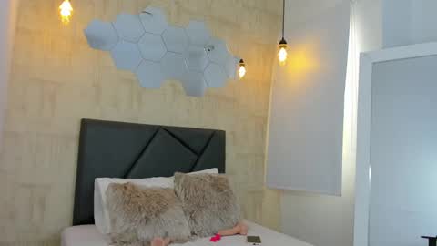 Fransheska online show from 02.27.25