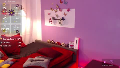 Fransheska online show from 01.08.25