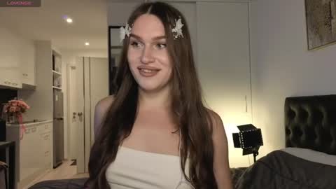 I am franzeva  online show from 06.10.26