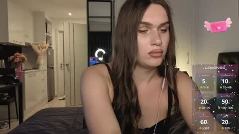 I am franzeva  online show from 06.12.26