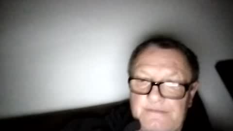 Snapshot of frauenfeind1 chatting on 11.17.25 Wolfi online show from 11.17.25