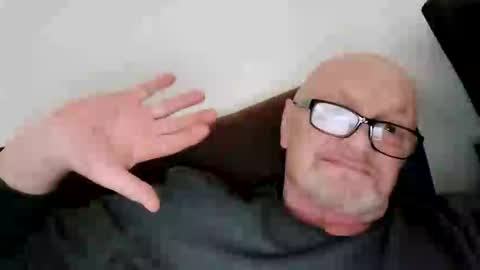 Snapshot of frauenfeind1 chatting on 02.20.26 Wolfi online show from 02.20.26