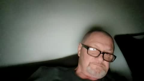 Snapshot of frauenfeind1 chatting on 02.22.26 Wolfi online show from 02.22.26