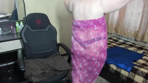 Snapshot of fraumartha chatting on 03.07.25 FrauMartha online show from 03.07.25