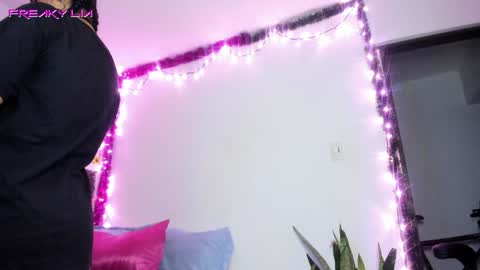 Lia Gomez online show from 12.10.24