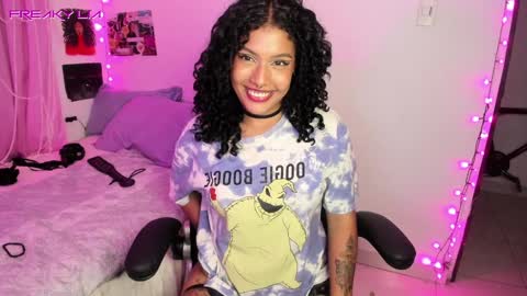 Lia Gomez online show from 01.14.25