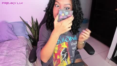 Lia Gomez online show from 01.20.25