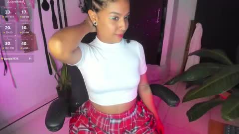 Lia Gomez online show from 12.20.25