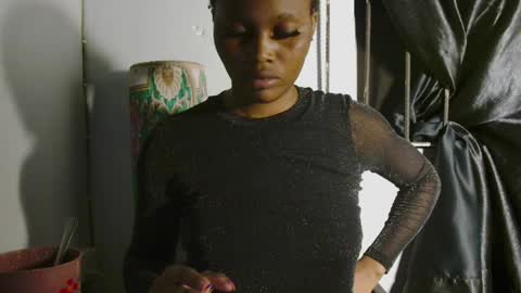 Snapshot of freaky_luna chatting on 03.30.26 luna online show from 03.30.26