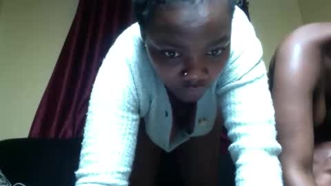 Snapshot of freaky_lyne chatting on 04.15.26 Lyne online show from 04.15.26