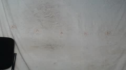 Snapshot of freaky_maxy chatting on 03.04.25 maxy online show from 03.04.25