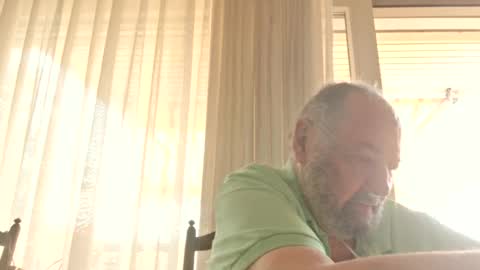 Snapshot of fredaldavid chatting on 06.27.26 David Fredal online show from 06.27.26