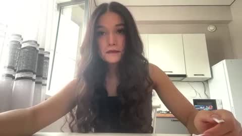 Mia online show from 06.19.26