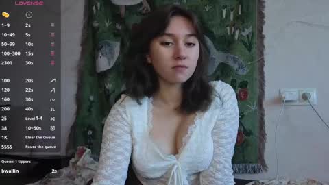 Mia online show from 05.21.26