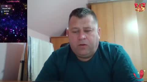 Snapshot of freeboy80180 chatting on 02.27.25 freeboy80180 online show from 02.27.25