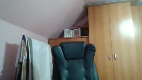 Snapshot of freeboy80180 chatting on 09.09.25 freeboy80180 online show from 09.09.25