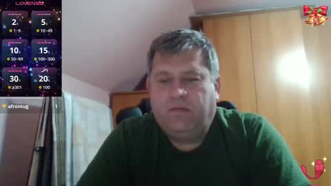 Snapshot of freeboy80180 chatting on 12.14.25 freeboy80180 online show from 12.14.25