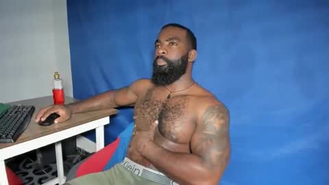 Snapshot of freedom_24 chatting on 05.10.26 shakur online show from 05.10.26