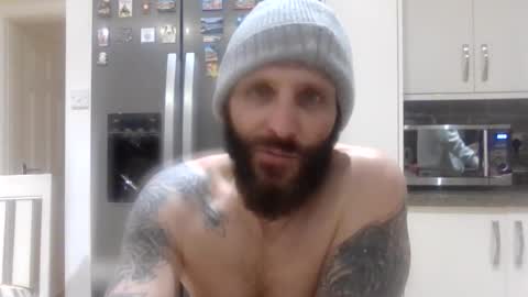 Snapshot of freemindedguyuk chatting on 02.06.25 freemindedguyuk online show from 02.06.25