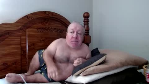 Cute Lil Man online show from 09.11.25