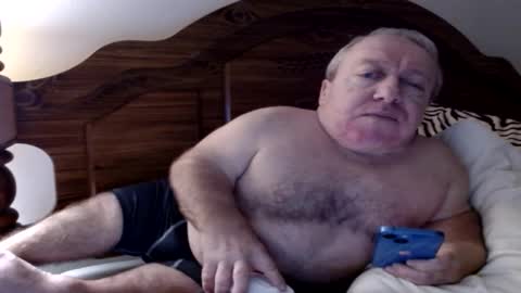 Cute Lil Man online show from 11.05.25