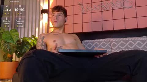 Xavier online show from 10.12.25