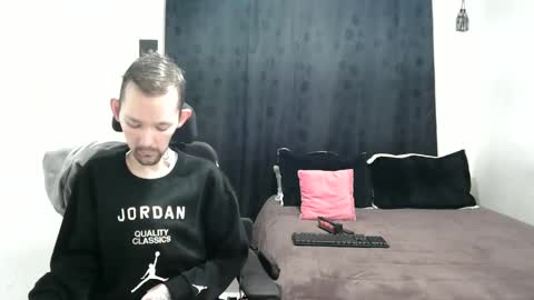 Thomas y Sophia online show from 02.21.25