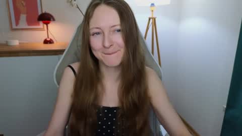 Snapshot of freya_nilsson chatting on 12.04.24 Freya online show from 12.04.24